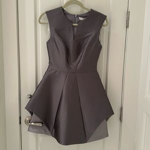 Halston grey tiered cocktail dress l; size 0; NEVER WORN, WITH TAG